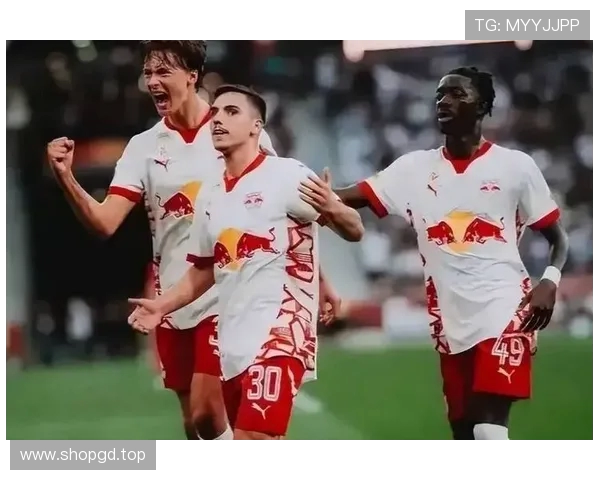 欧冠焦点战药厂力拼小组第三争欧联布鲁日誓夺头名巩固领先优势