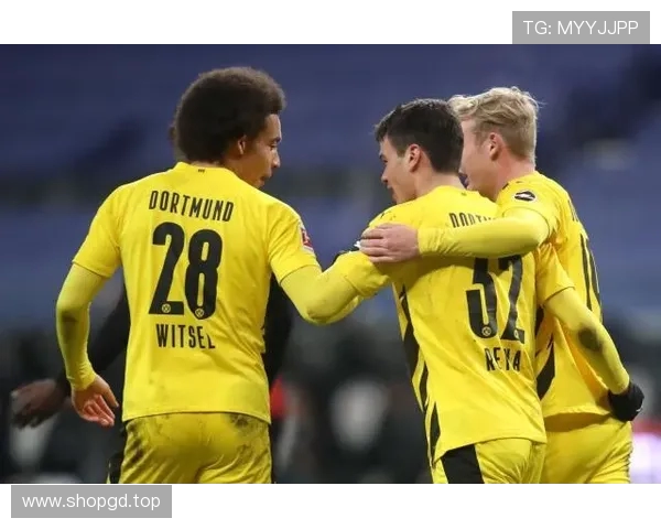 克克瑙夫半场破门 法兰克福一球领先多特